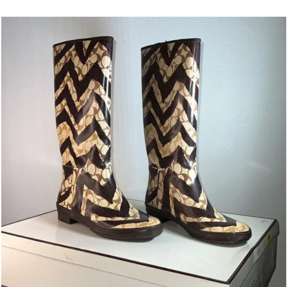 CLASSY COACH CHEVRON/ZEBRA PRINT RAINBOOTS